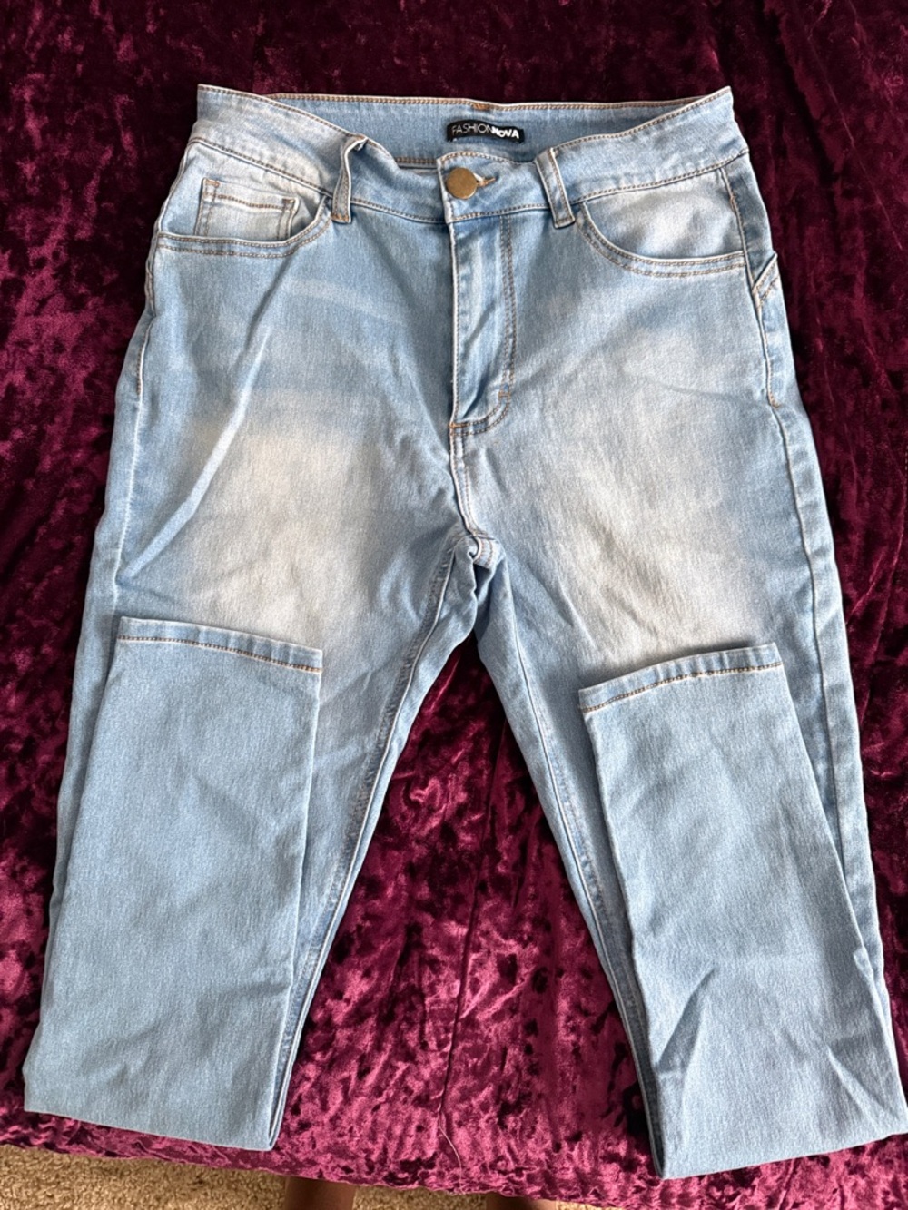 Fashion Nova Light Wash Men’s Slim Straight Jeans